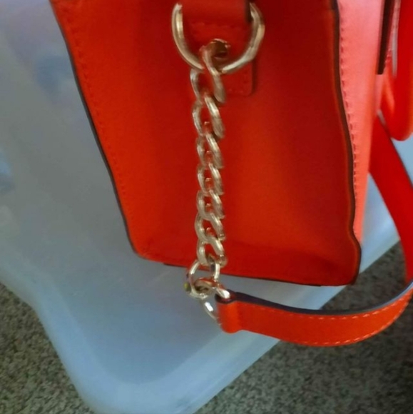 Michael Kors - Picture 3 of 9